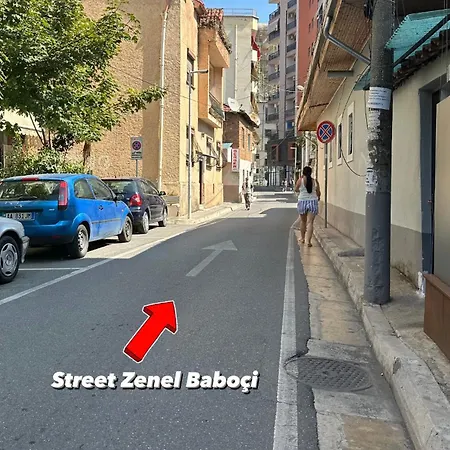 Green Apartment Τίρανα